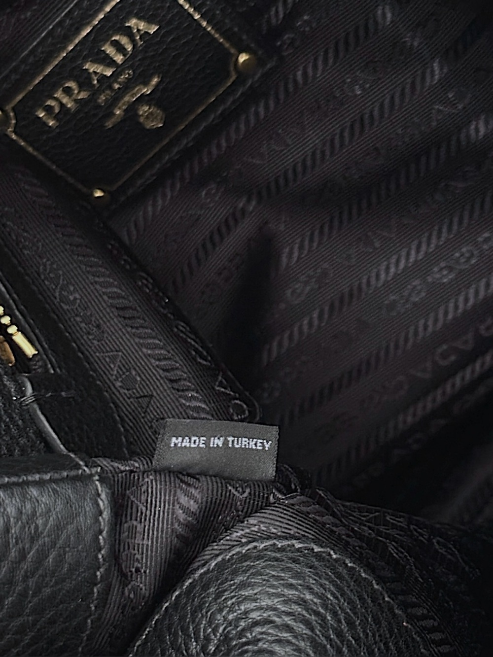 Prada Logo Vitello Daino Bag - Picture 11 of 15